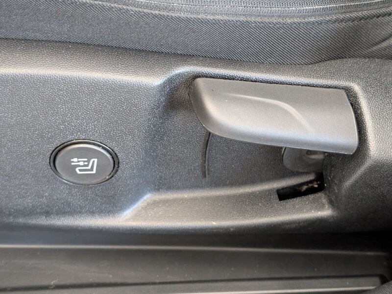 Fahrzeugabbildung Puma 1.0 EcoBoost MHEV Titanium X Massage B&O Bild 9 von 49
