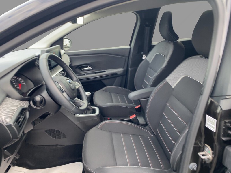 Fahrzeugabbildung Jogger Extreme+ TCe 110 7-Sitzer Bild 7 von 20