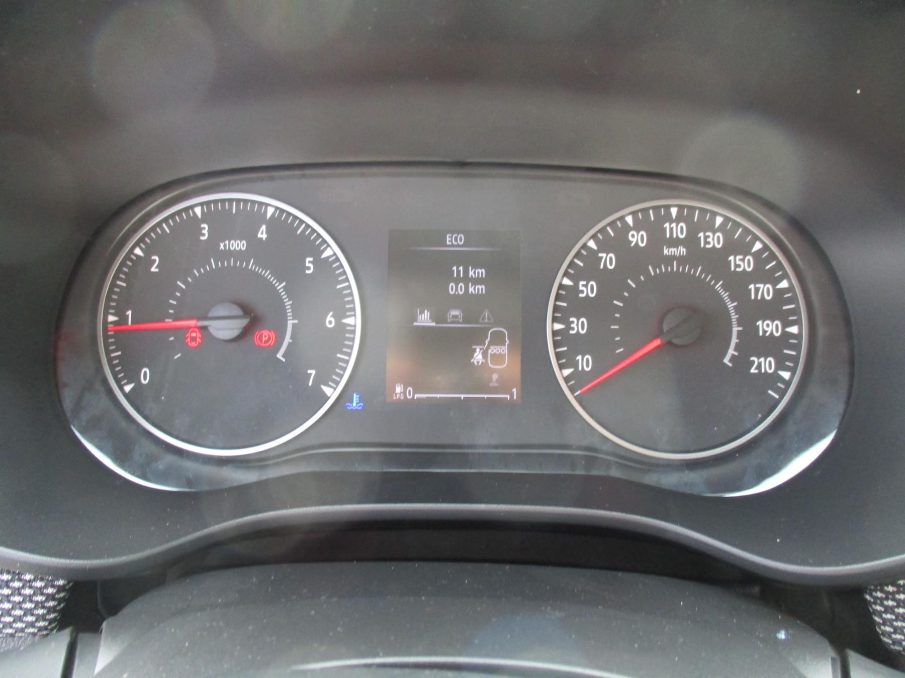 Dacia Sandero – Bild 13