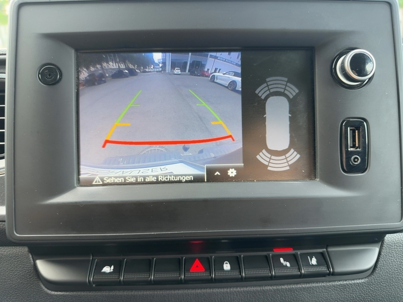 Fahrzeugabbildung Interstar AHK Bild 15 von 15