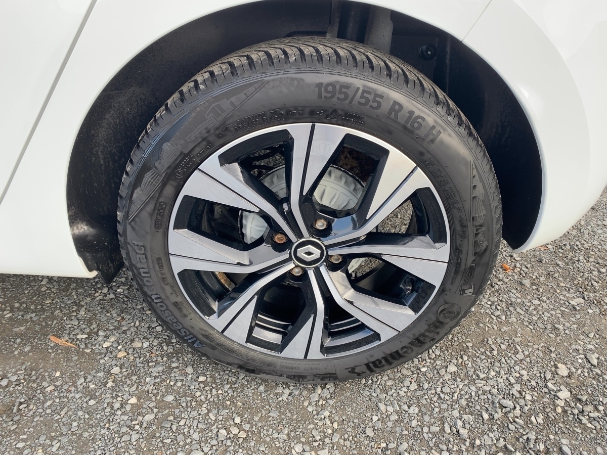 Renault Clio – Bild 12