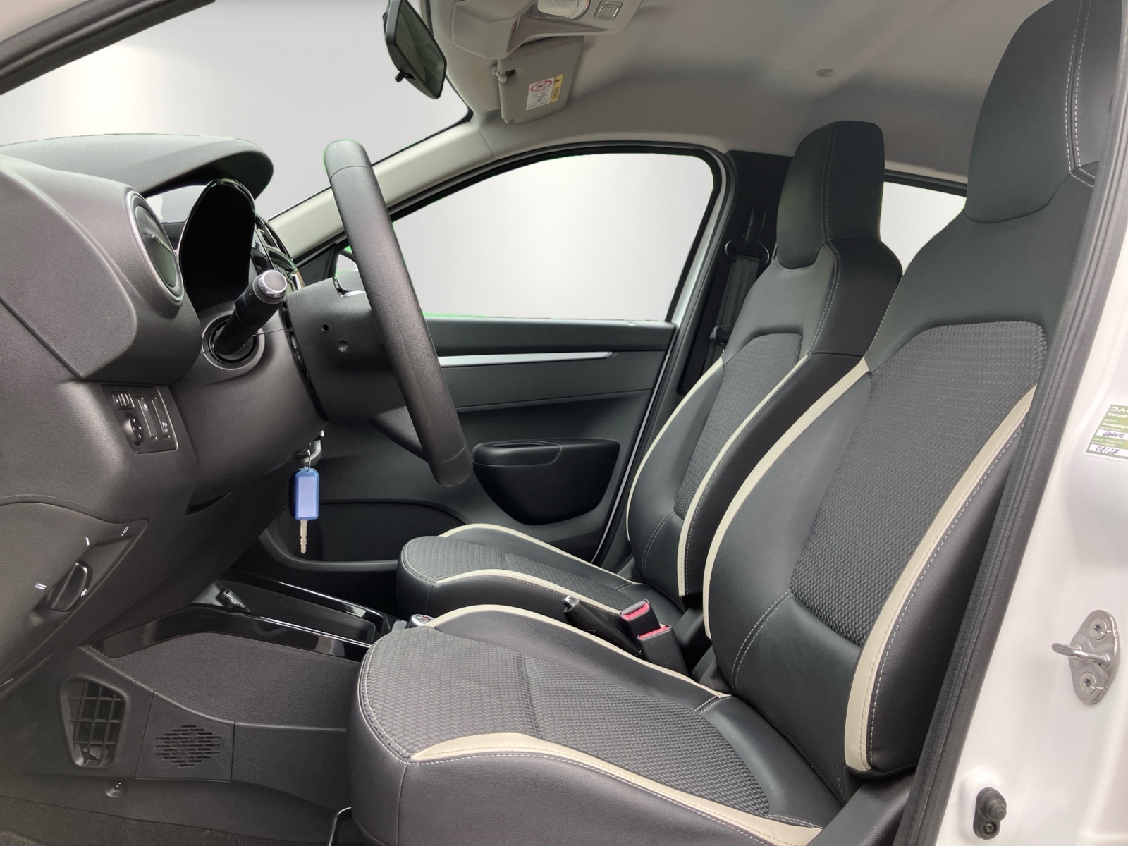 Dacia Spring – Bild 8