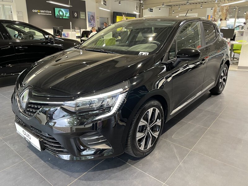 Fahrzeugabbildung Clio EVOLUTION TCe 90 PS X-tronic Bild 1 von 48