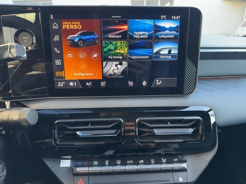 Fahrzeugabbildung Micra (K15) NAVI Bild 14 von 14