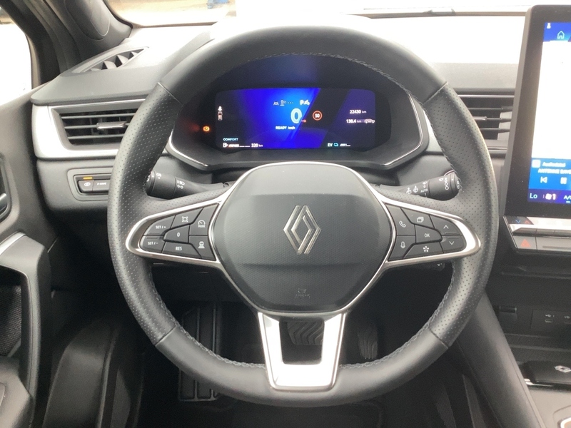 Fahrzeugabbildung Symbioz Techno E-Tech Full Hybrid 145 Bild 14 von 16