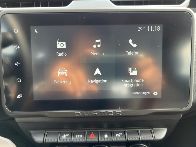 Fahrzeugabbildung Duster RÜCKFAHRKAMERA Bild 14 von 23