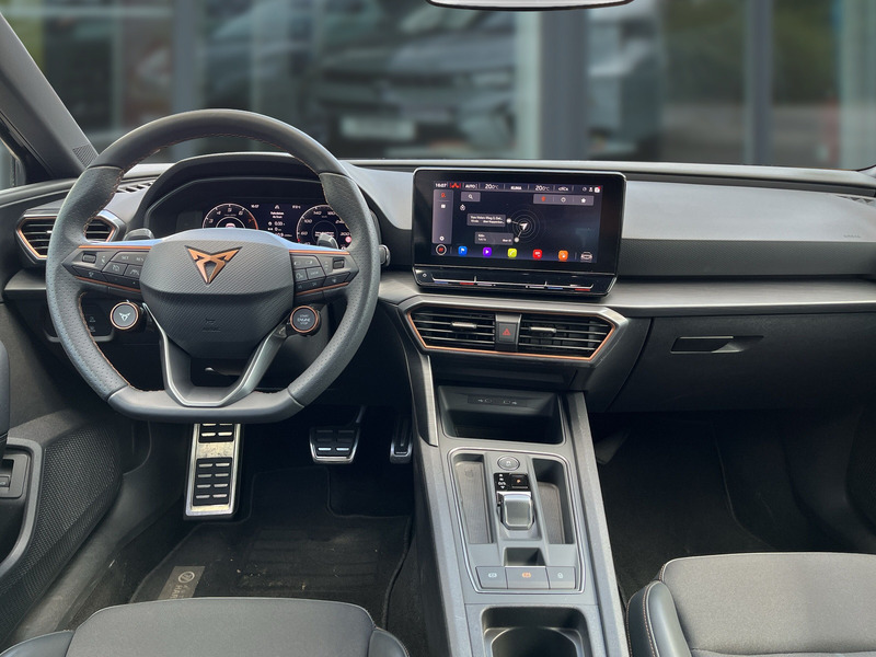 Fahrzeugabbildung Leon Beats,Pano-Dach Bild 15 von 27