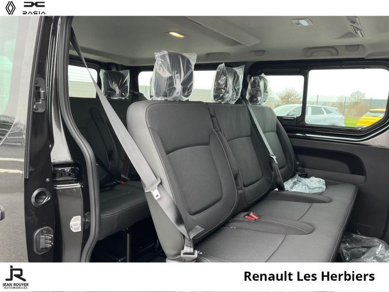 Nissan Primastar Combi
