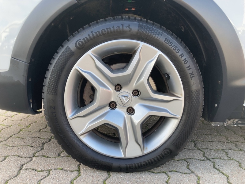 Fahrzeugabbildung Lodgy Stepway Plus 1.5 BLUE dCi 115 Bild 7 von 15
