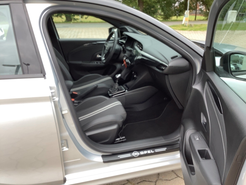 Fahrzeugabbildung Corsa F 1.2 Turbo GS Bild 11 von 15