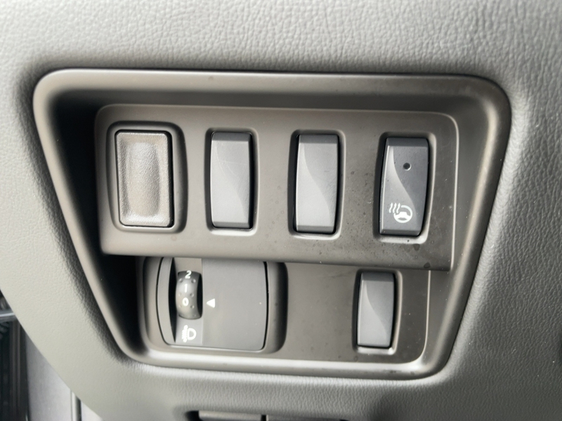 Fahrzeugabbildung Koleos TECHNO TCe 160 EDC +WINTER-P.+CARPLAY+ACC+KAM+ Bild 13 von 15