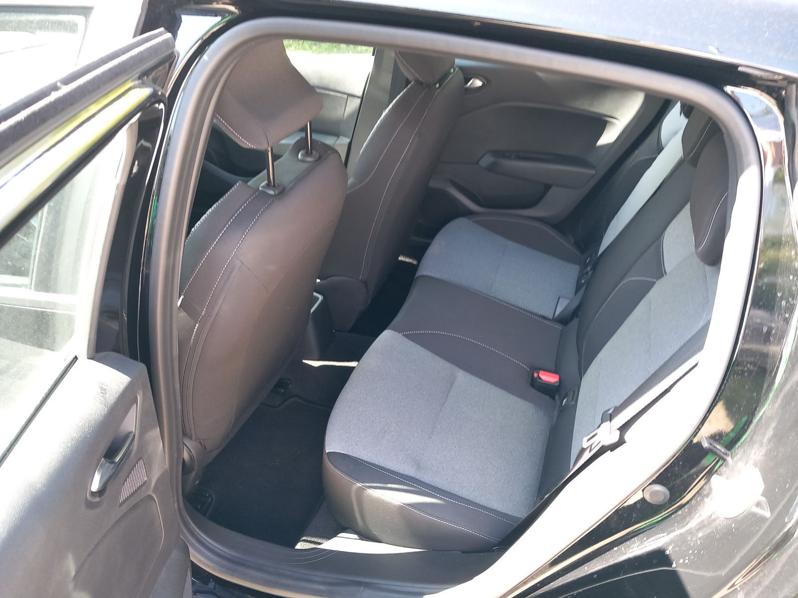 Renault Clio – Bild 8