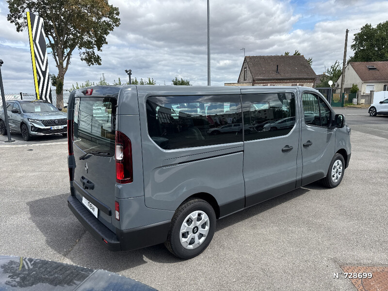 Renault Trafic Combi