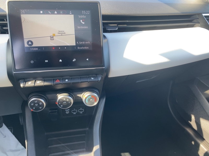 Fahrzeugabbildung Clio EVOLUTION SCe 65 Bild 11 von 21