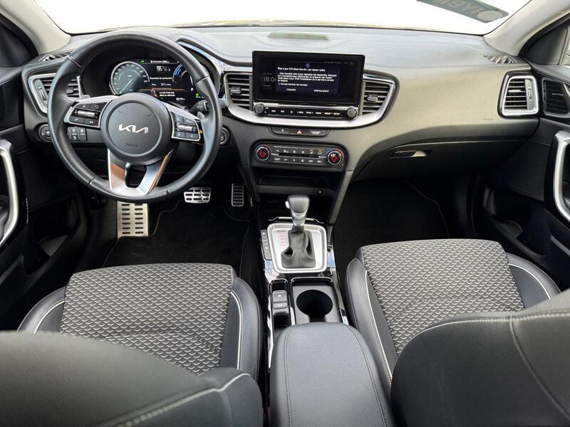 KIA Xcee'D
