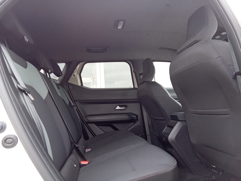 Fahrzeugabbildung Duster Extreme mild hybrid 130 4x4 Bild 12 von 13