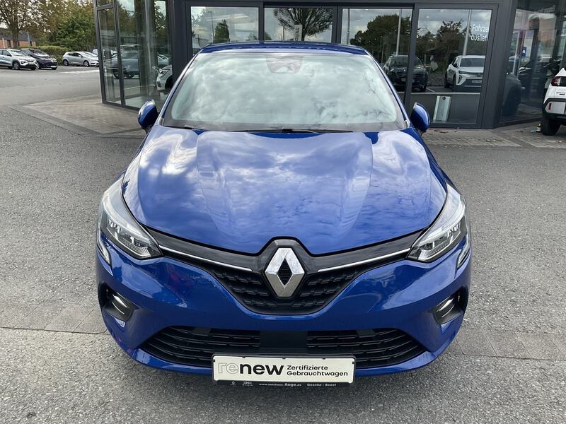 Fahrzeugabbildung Clio *Navi* PDC* Bild 7 von 18