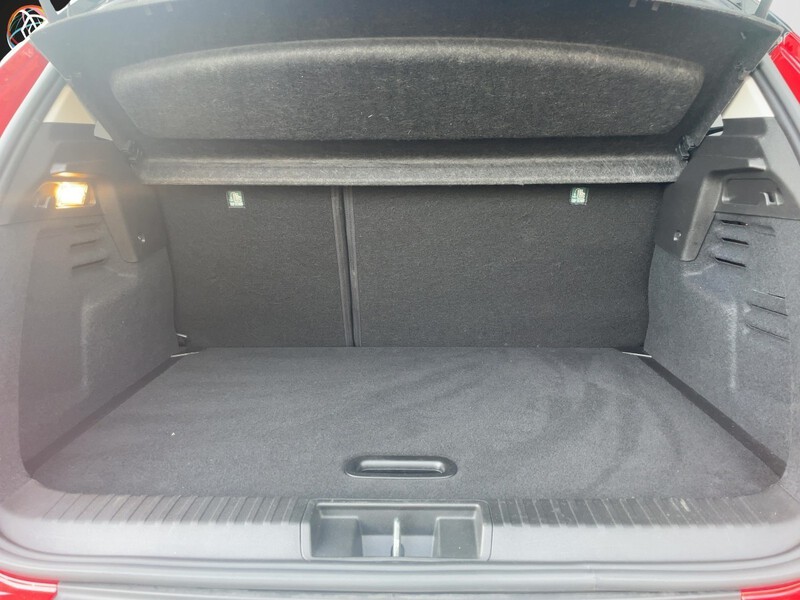 Fahrzeugabbildung Captur II Techno E-Tech Full Hybrid 145 Bild 5 von 15