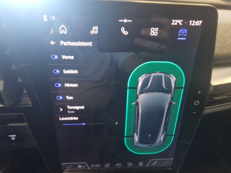 Fahrzeugabbildung Megane E-TECH 100% elektrisch Evolution Paket Bild 16 von 20