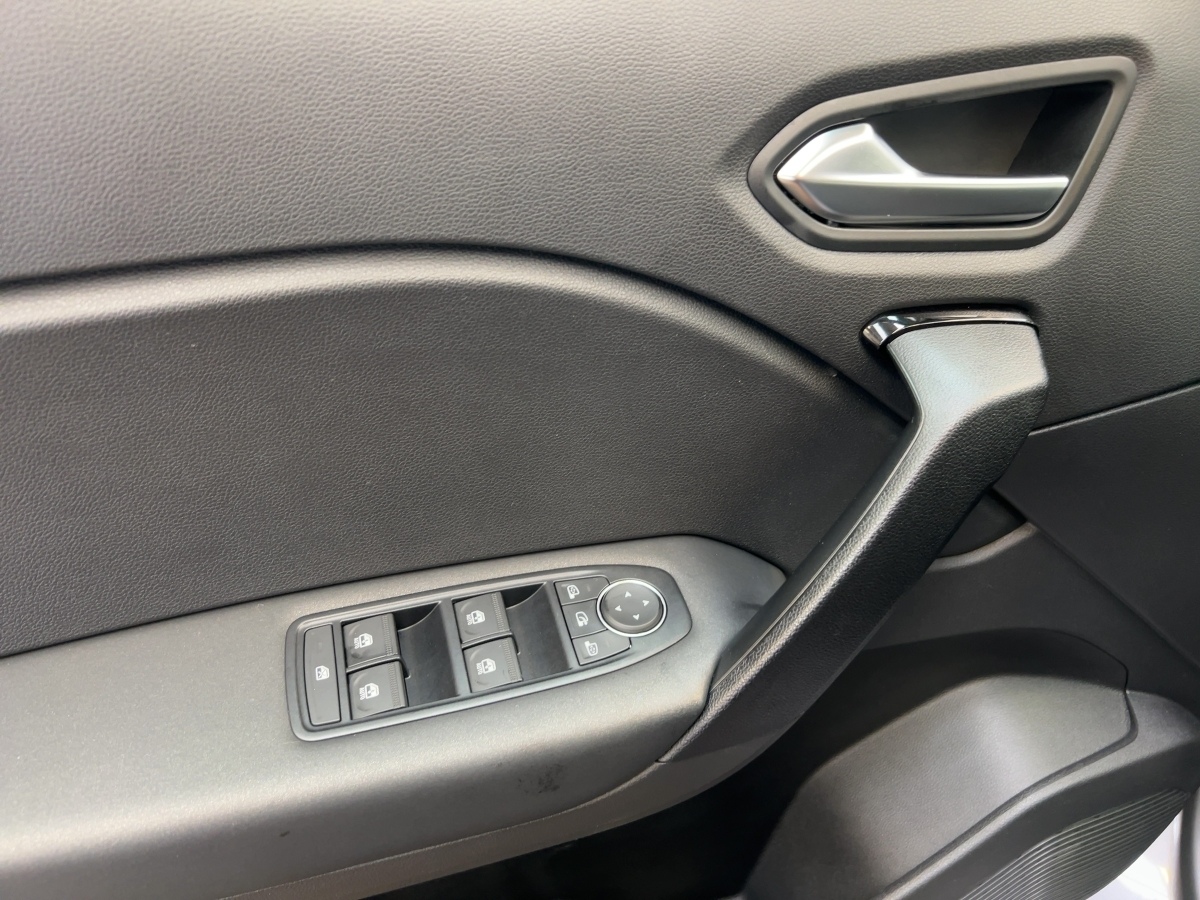 Renault Captur – Bild 15
