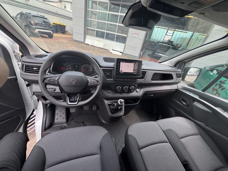 Fahrzeugabbildung Trafic Lkw Komfort L1H1 3,0t Blue dCi 150  Bild 5 von 7