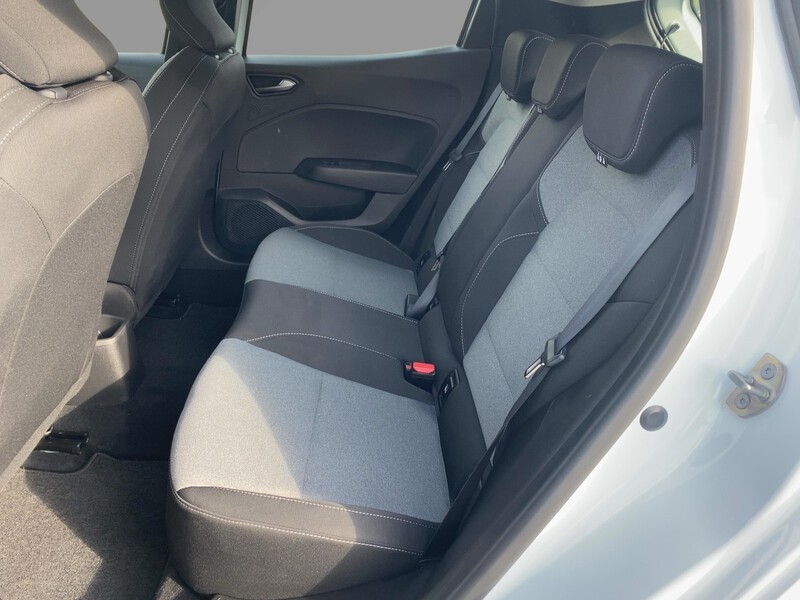 Fahrzeugabbildung Clio EVOLUTION SCe 65 Bild 8 von 21