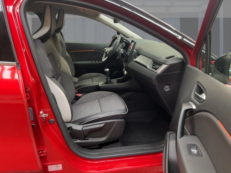 Fahrzeugabbildung Captur TCe 90 INTENS  Bild 8 von 21