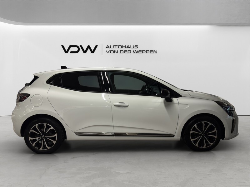 Fahrzeugabbildung Clio Techno TCe 90 Bild 9 von 15