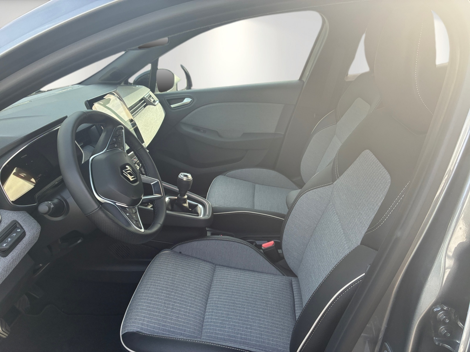 Renault Clio – Bild 8
