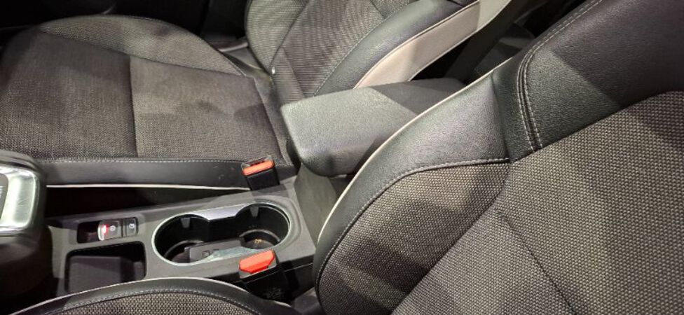 RENAULT Captur 2021 — imagine 42
