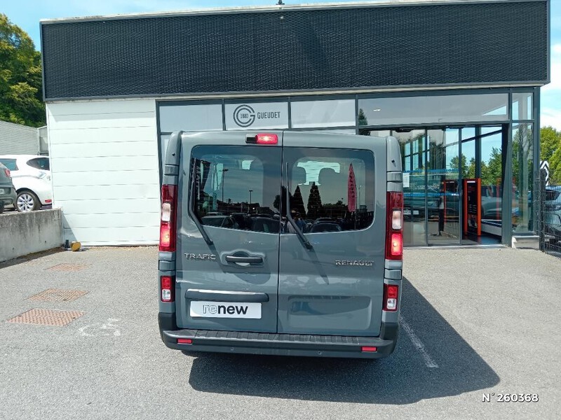 Renault Trafic Combi