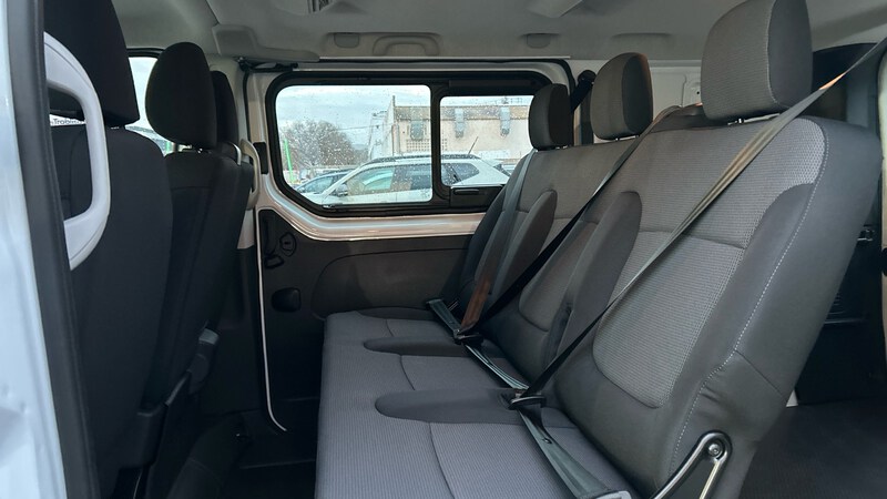 Renault Trafic Combi