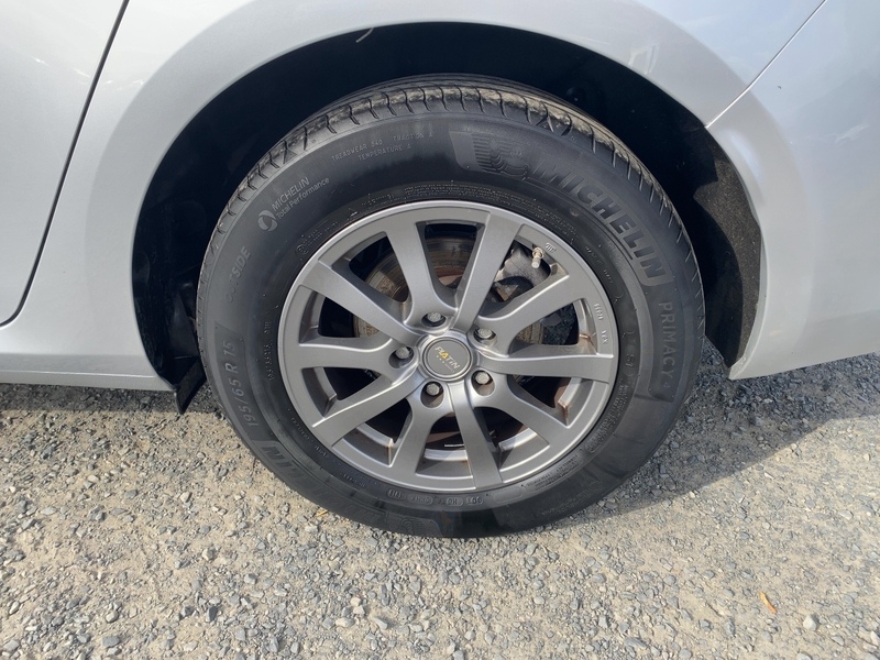 Fahrzeugabbildung Megane Grandtour Entry TCe 115 GPF Bild 12 von 20