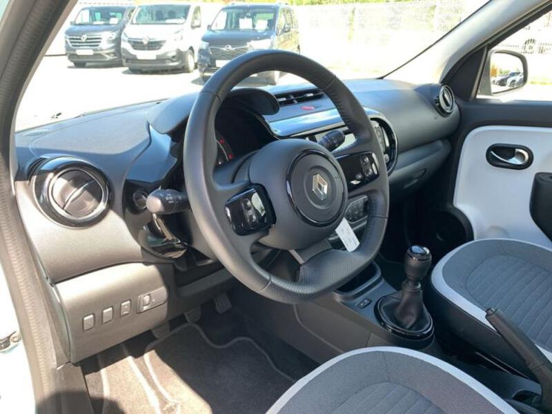 Fahrzeugabbildung Twingo Equilibre Bild 10 von 15