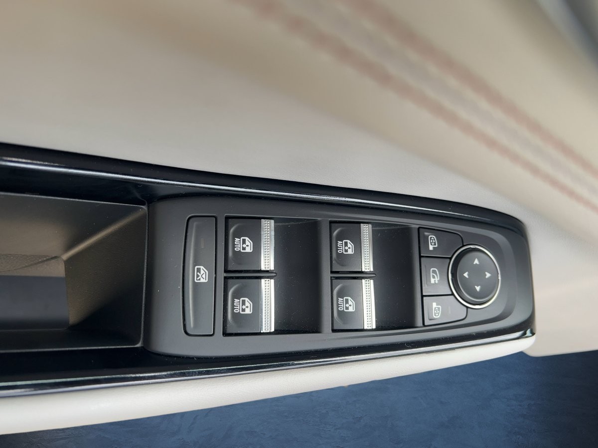 Renault Espace – Bild 12
