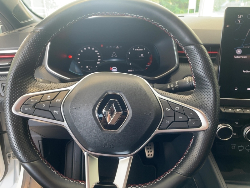 Fahrzeugabbildung Clio V 1.3 TCe 140 R.S. Line GPF Bild 9 von 15