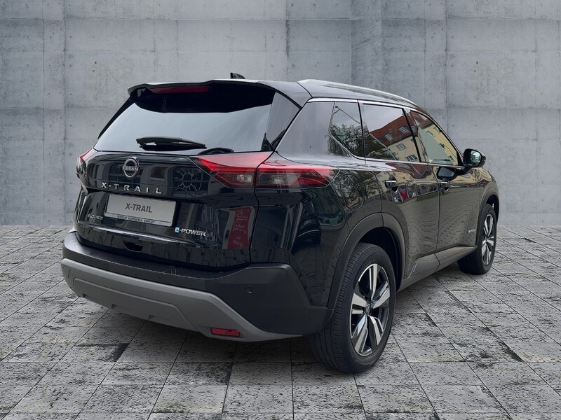 Fahrzeugabbildung X-Trail ALLRAD Bild 4 von 15