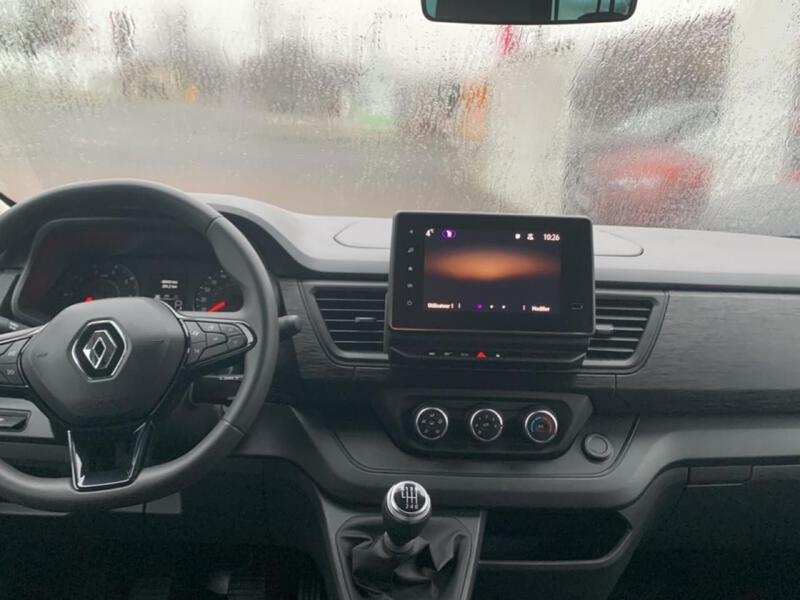 Renault Trafic Combi