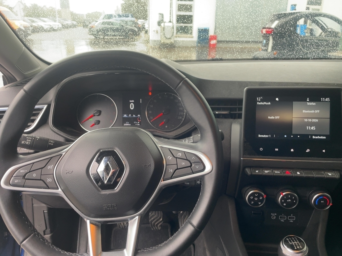 Renault Clio – Bild 8