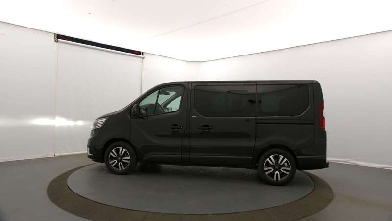 Renault Trafic Combi