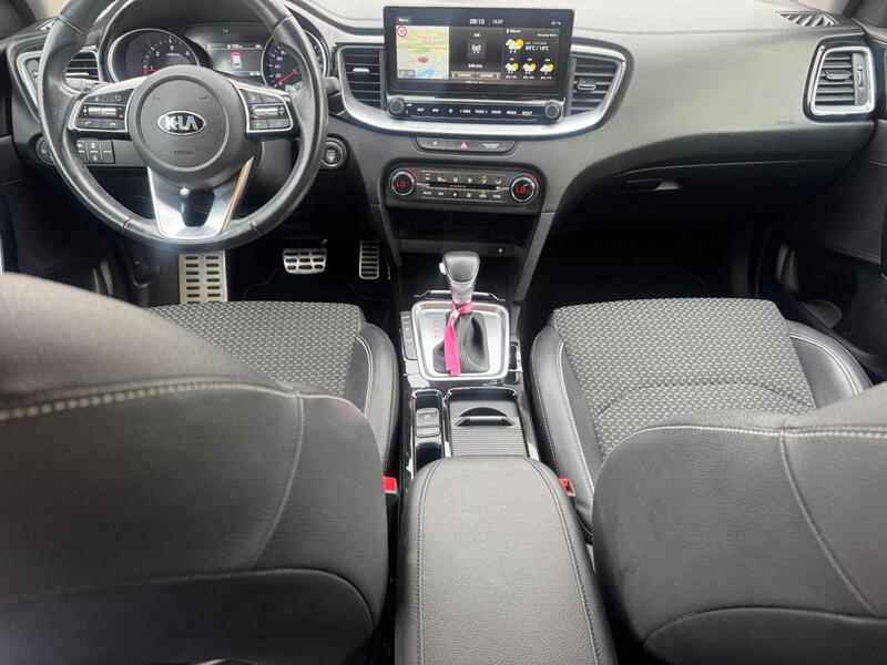 KIA Xcee'D