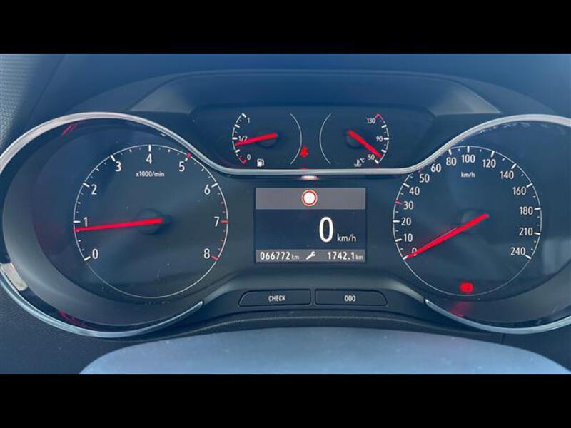 Opel Crossland X
