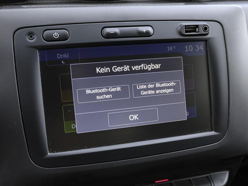 Fahrzeugabbildung Duster *1 Hd.*unfallfrei*S-HEFT* Bild 13 von 15