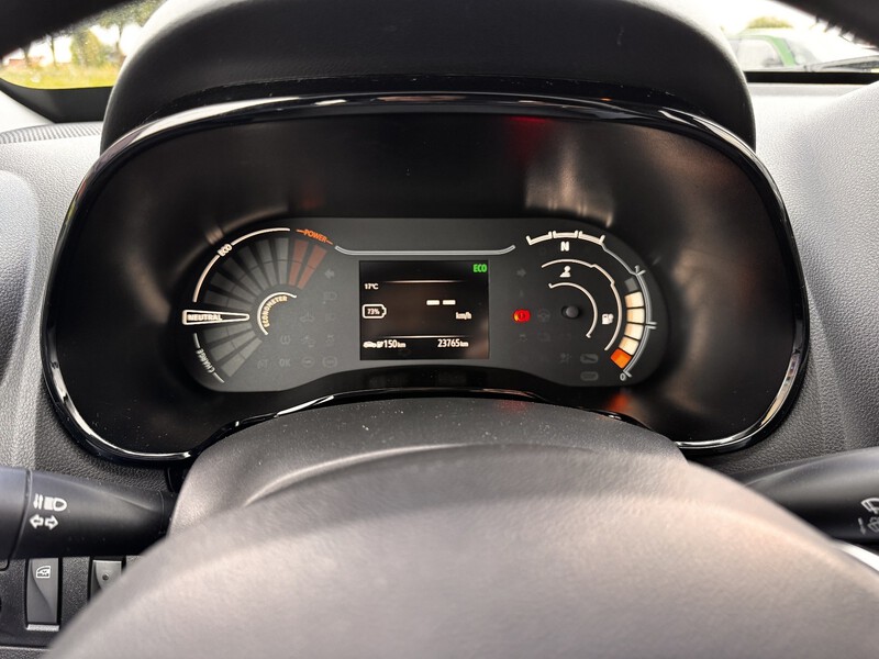 Fahrzeugabbildung Spring CCS+NAVI+RFK+PDC Bild 16 von 20