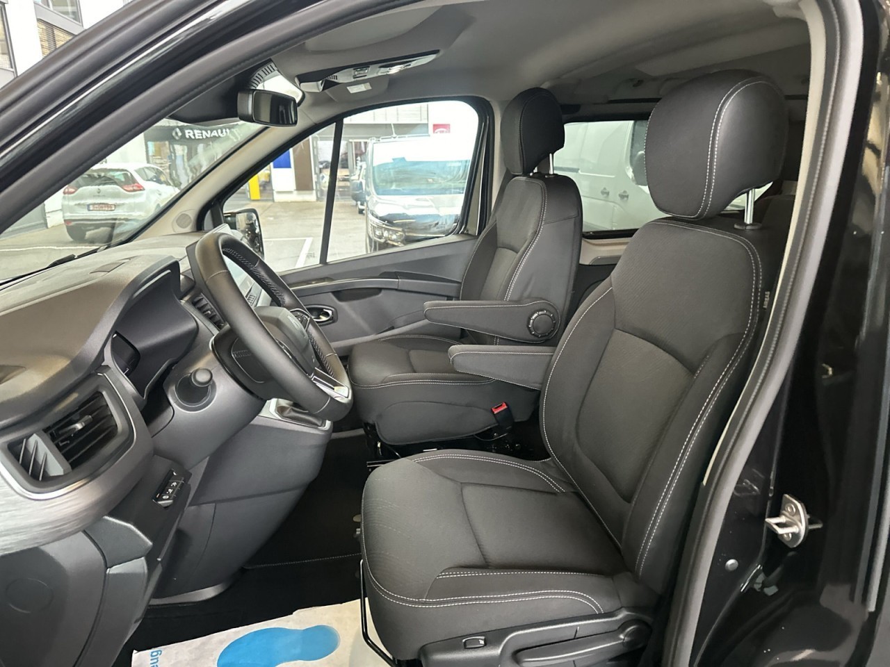 Renault Trafic – Bild 11