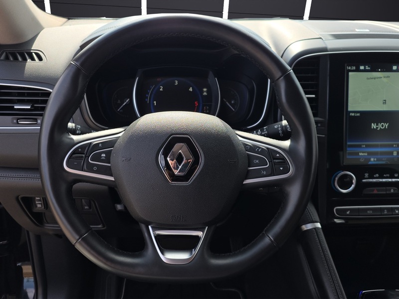 Fahrzeugabbildung Koleos Allrad Navi Rückfahrkamera Bild 14 von 15