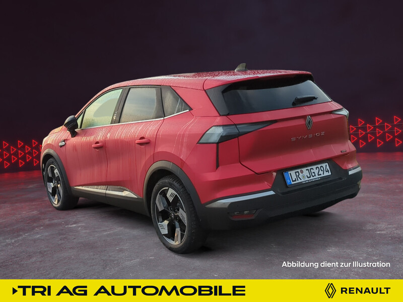 Fahrzeugabbildung Symbioz E-Tech Full Hybrid 145 Winter-Paket Techno Bild 5 von 21