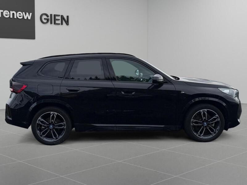 BMW X1 U11