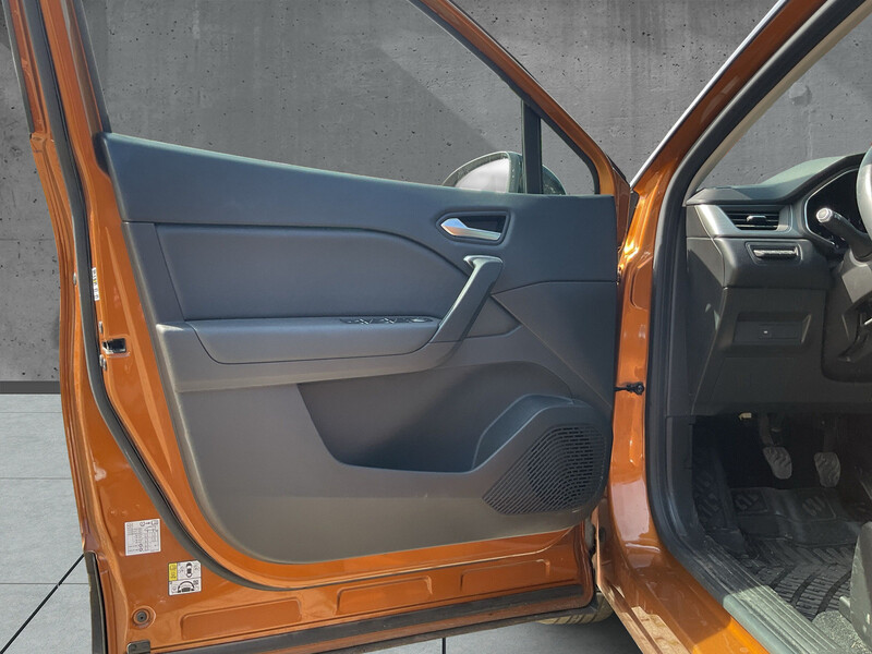 Fahrzeugabbildung Captur II Intens TCe 130 Bild 8 von 12