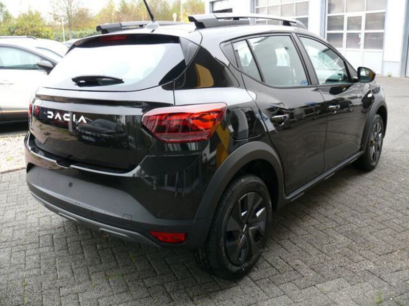 Fahrzeugabbildung Sandero Sandero Stepway Expression TCe 90 auto Bild 8 von 20